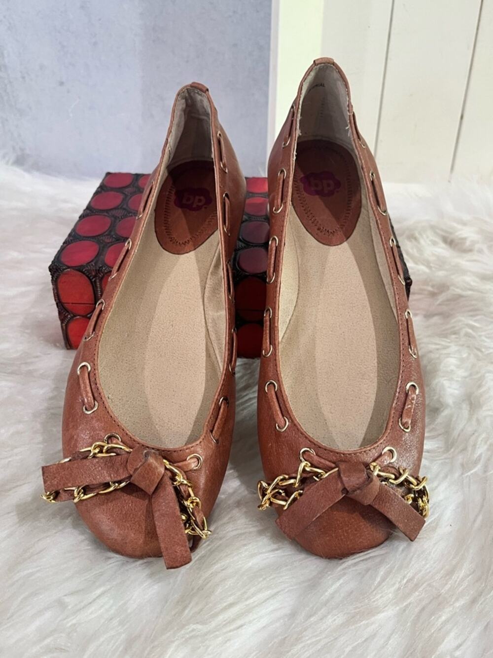 NEW BP Nordstrom Cognac Leather Bow Ballet Flats Gold Chain Grommets Brown 5.5
